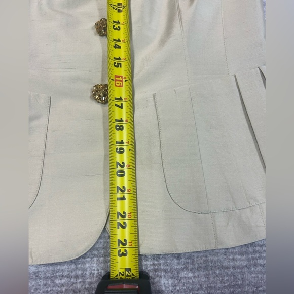 Lafayette 148 NY Womens Beige Silk
Button Up Jacket Size 6 Event Dressy - Picture 10 of 12